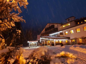  Hotel San Giusto  Фалькаде